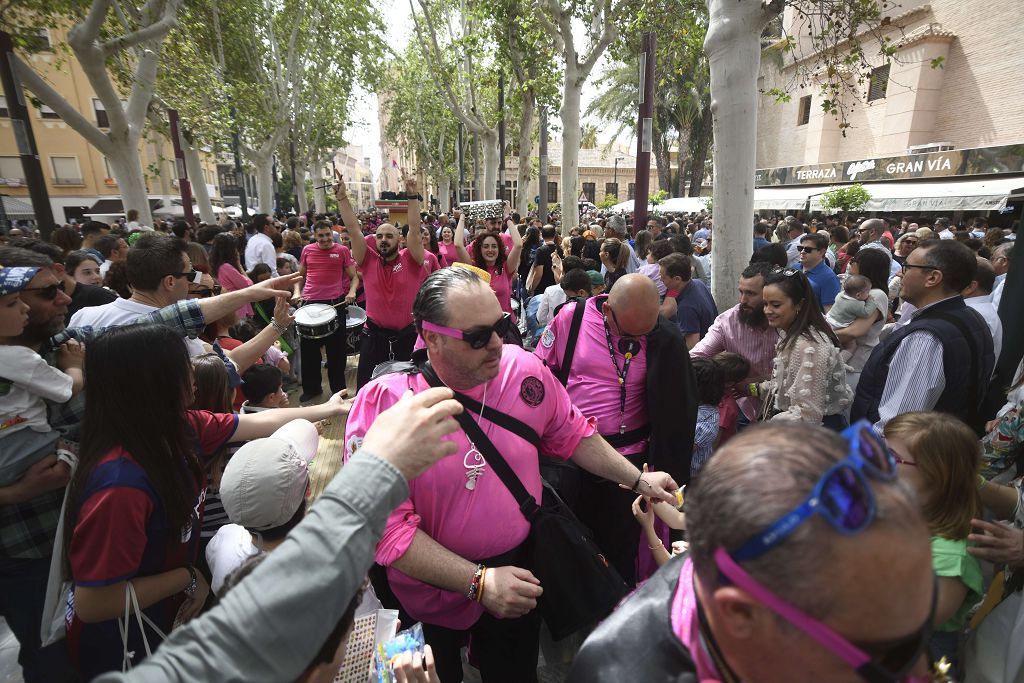 El pasacalles sardinero de este sábado, en imágenes