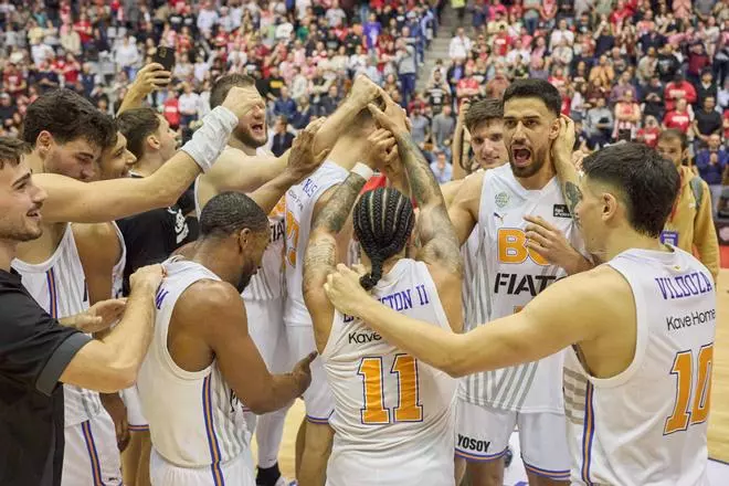 El Bàsquet Girona - Barça, en imatges