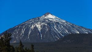 Descobreixen un ‘cor calent’ de magma al Teide, possible preludi d’una erupció