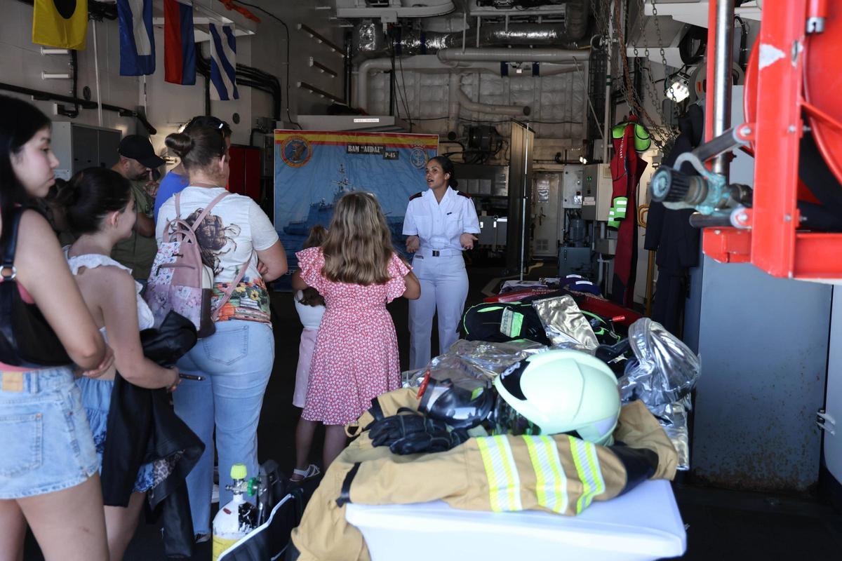 El campamento militar de As Avenidas se despide