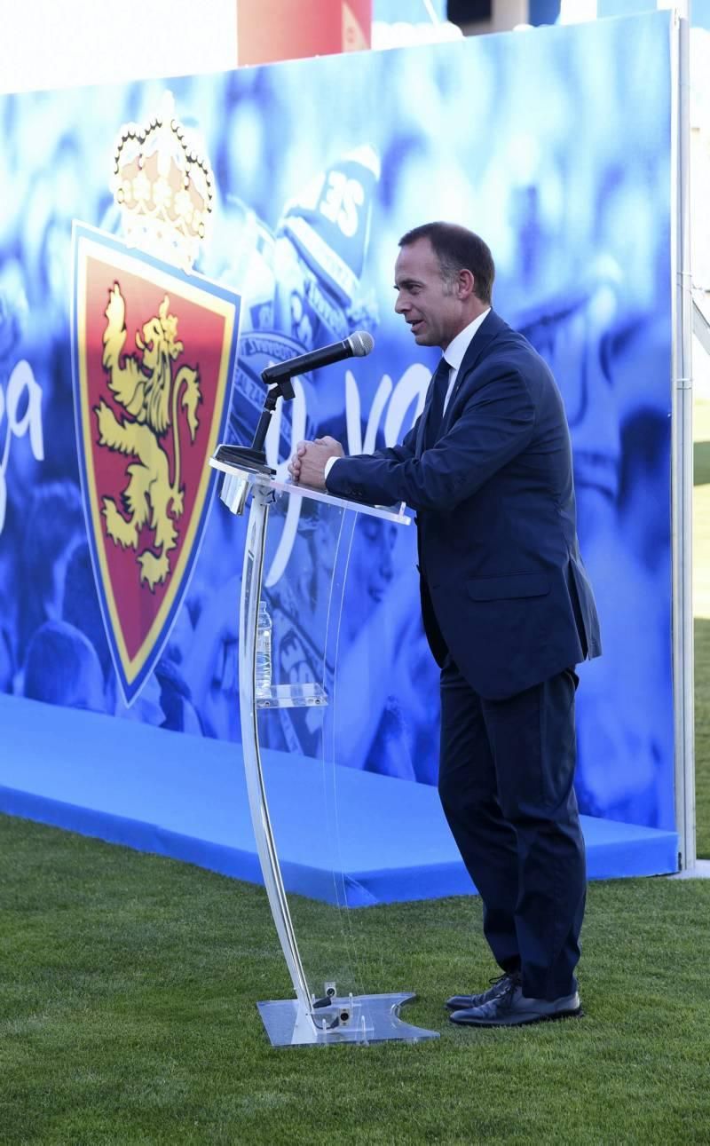 Presentación de la nueva equipación del Real Zaragoza para esta temporada