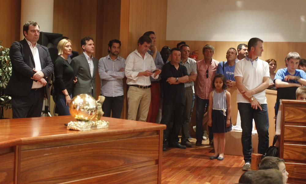 Entrega del Baló d'Or 2015 a Jaume en Almenara