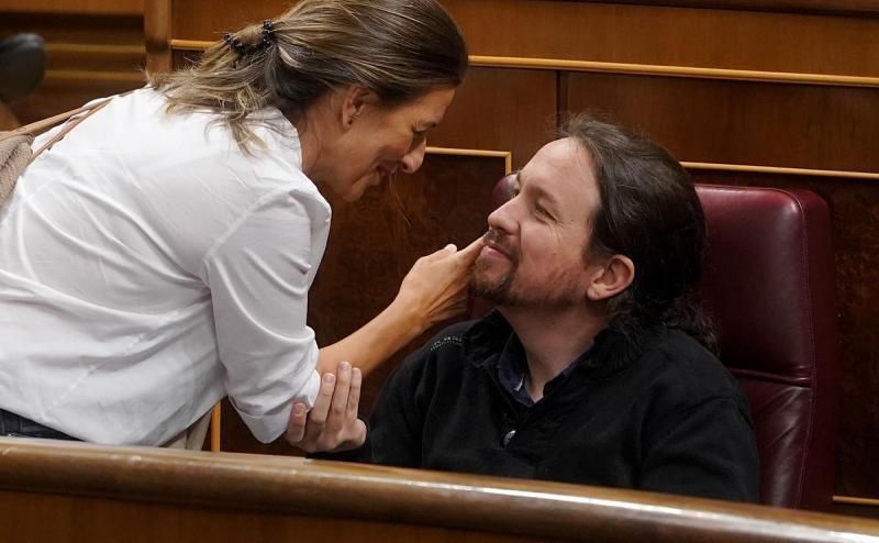 Yolanda Díaz y Pablo Iglesias, en el Congreso, en septiembre de 2019.