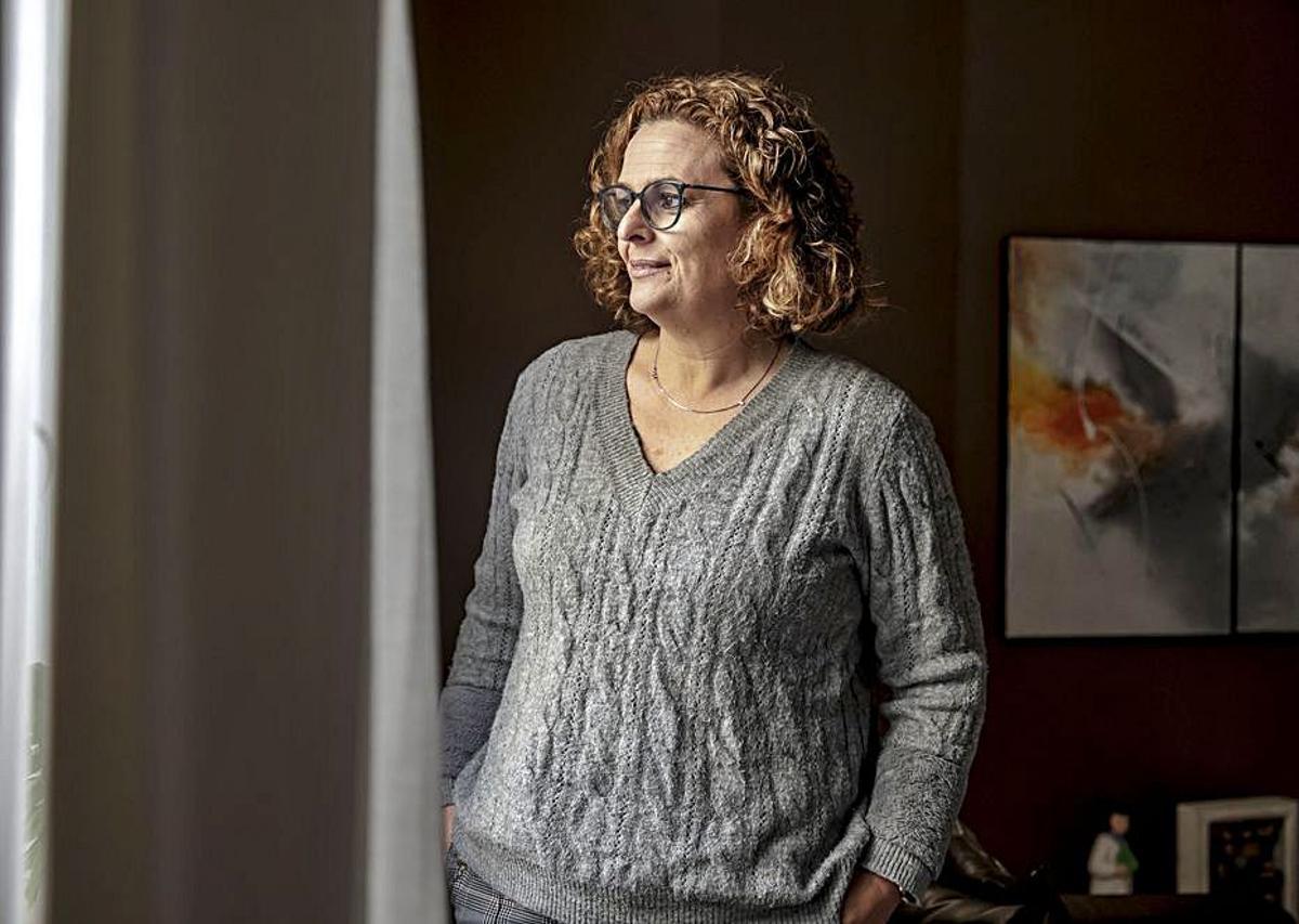 La psicóloga Carmen Servera en su consulta. | B.RAMON
