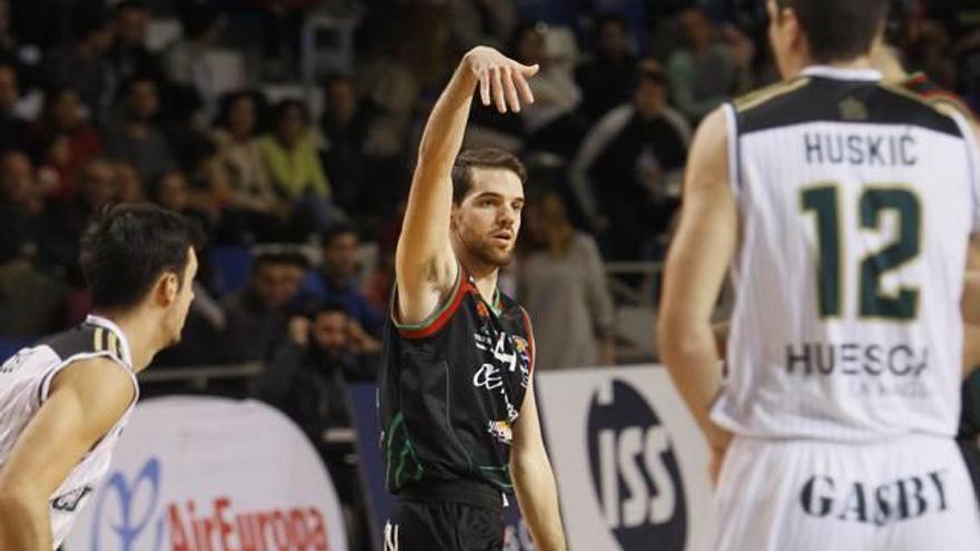 Mikel Uriz en el partido del domingo ante el Peñas Huesca.