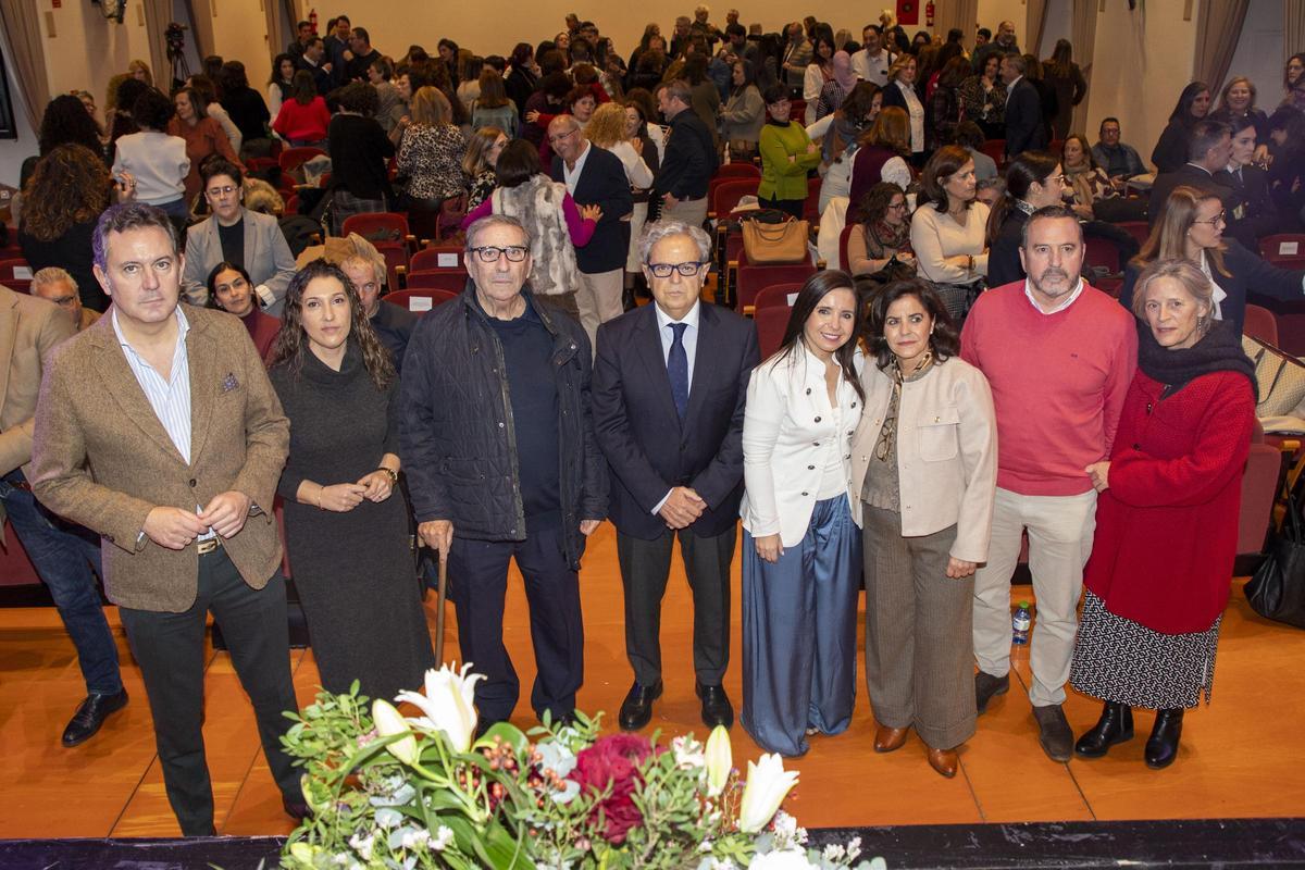 Autoridades presentes en el acto institucional del aniversario de los Servicios Sociales.