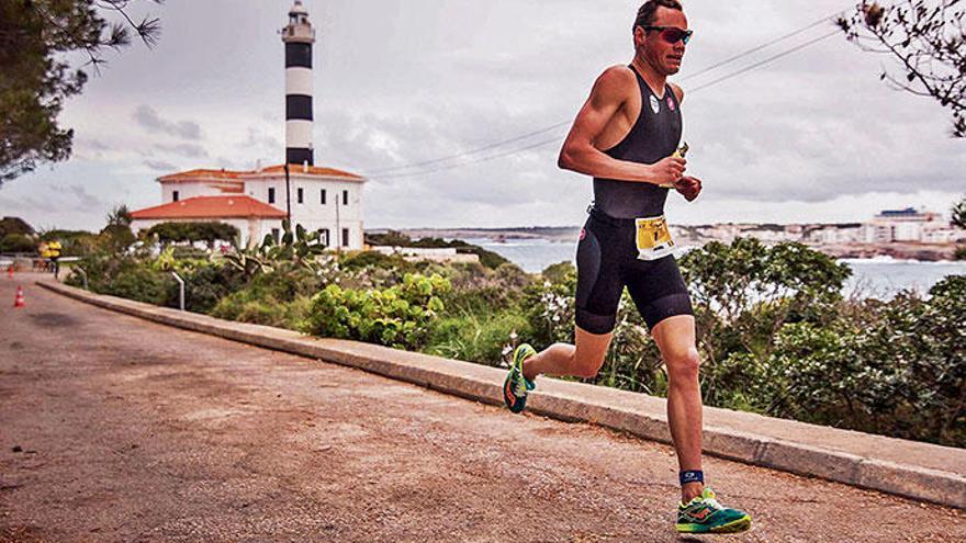 Triathlon Portocolom: Zum Leuchtturm und zurück