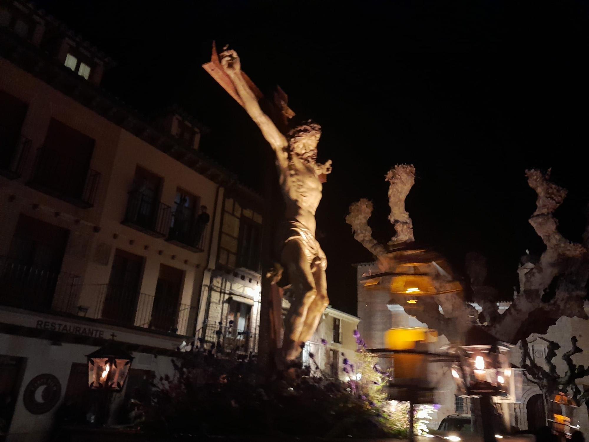 GALERÍA | Procesión del Cristo del Amparo en Toro