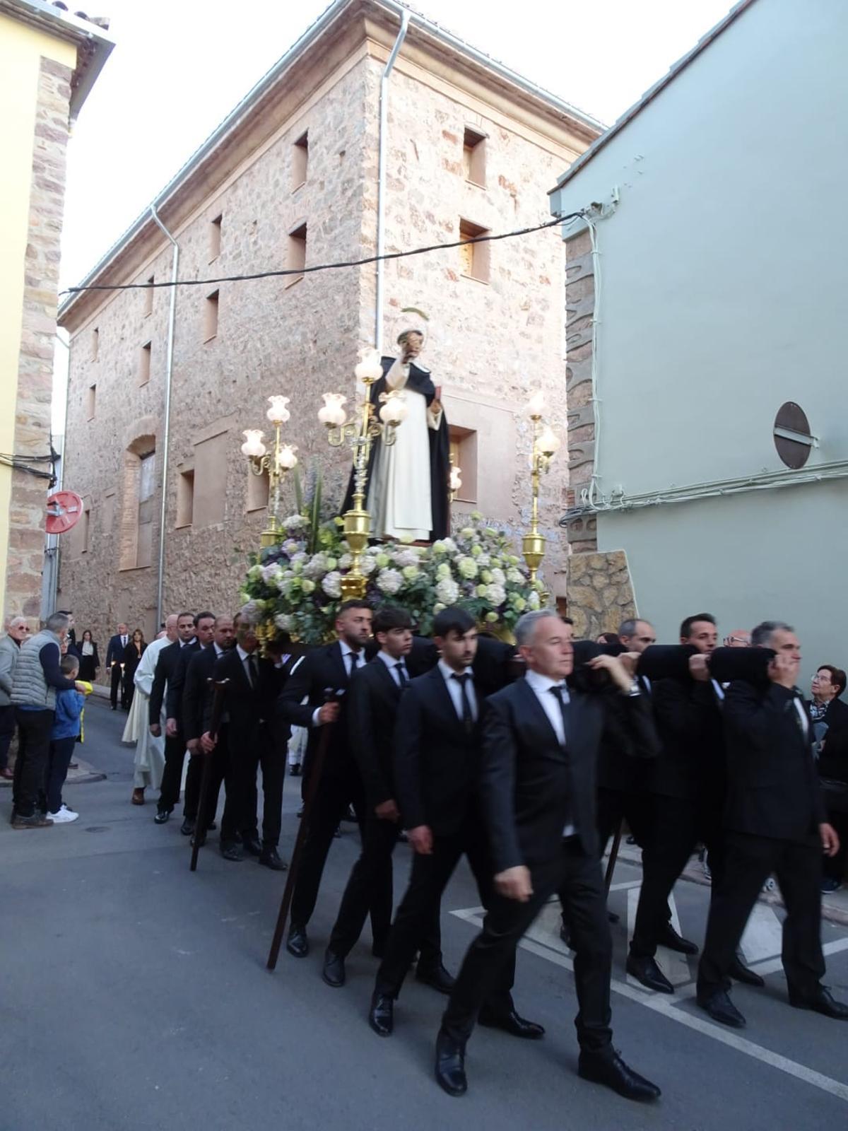 Galería de fotos de la procesión por el día de Sant Vicent en las fiestas patronales de la Vall Galería de fotos de la procesión por el día de Sant Vicent en las fiestas patronales de la Vall