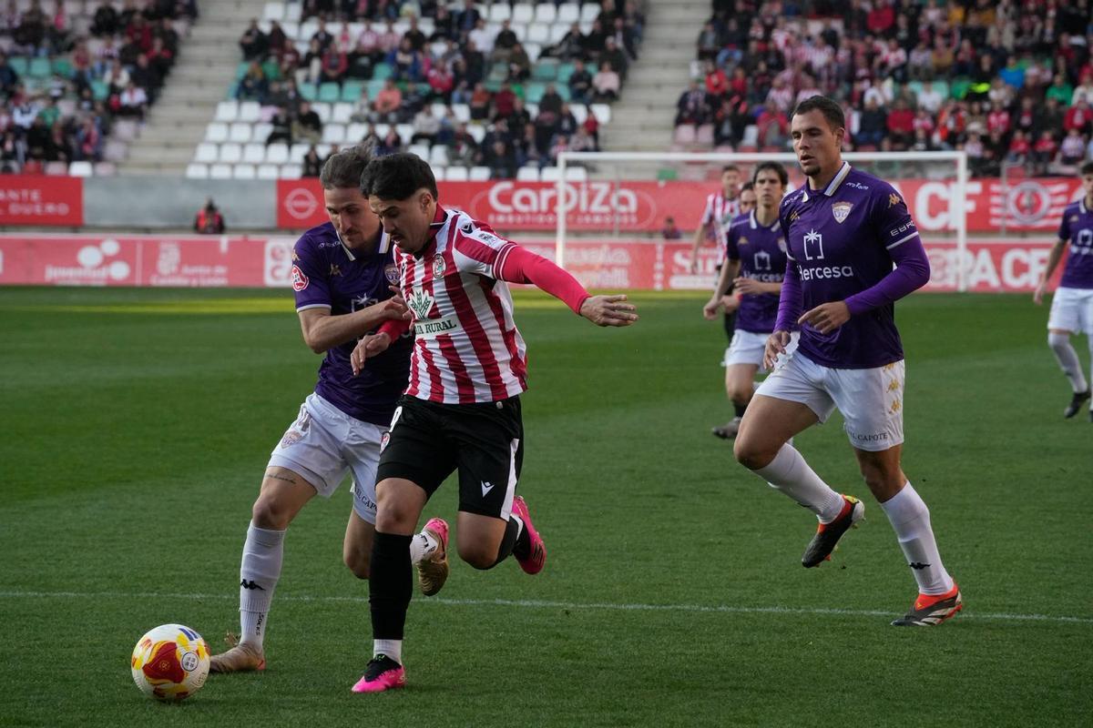 Las imágenes del partido entre el Zamora CF y el CD Guadalajara Las imágenes del partido entre el Zamora CF y el CD Guadalajara