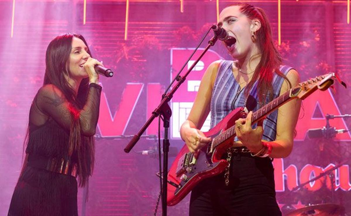 Mala Rodriguez y Hinds en el concierto Cómplices de Mahou