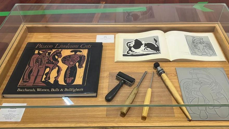 El Museo del Grabado expone 45 linograbados de Picasso y enseña sus técnicas en un taller