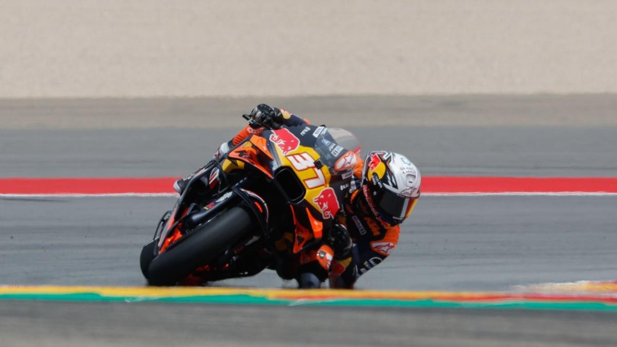 Pedro Acosta, durante una carrera