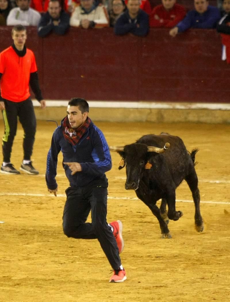 Escuelas de jotas en la Plaza de la Rebolería