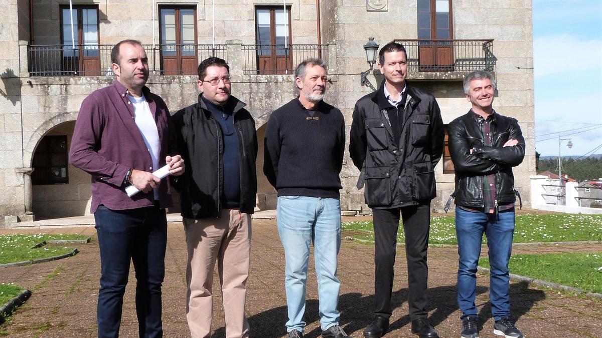 Por la izquierda, Brenlla, Gorgoso, Muíño, Iglesias y García presentando los resultados