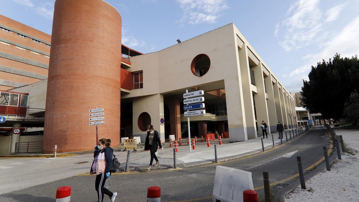 Hospital Virgen de la Arrixaca, en Murcia. Hospital Virgen de la Arrixaca, en Murcia.