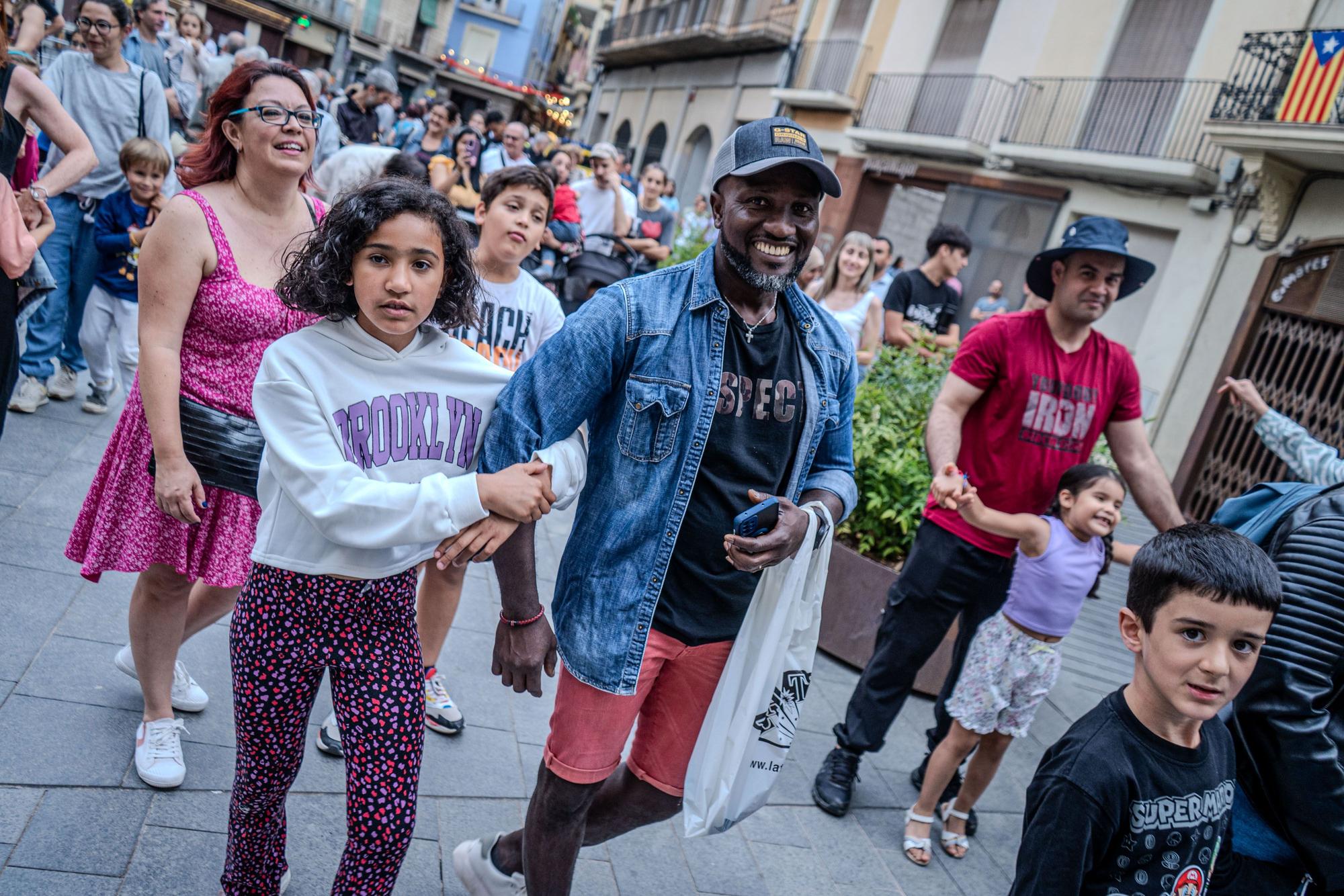 La revetlla i la flama del Canigó arriben a Manresa