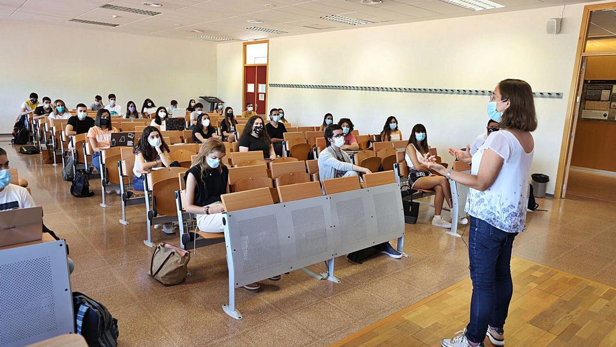 Inicio del curso en la Universidad Miguel Hernández de Elche | ANTONIO AMORÓS