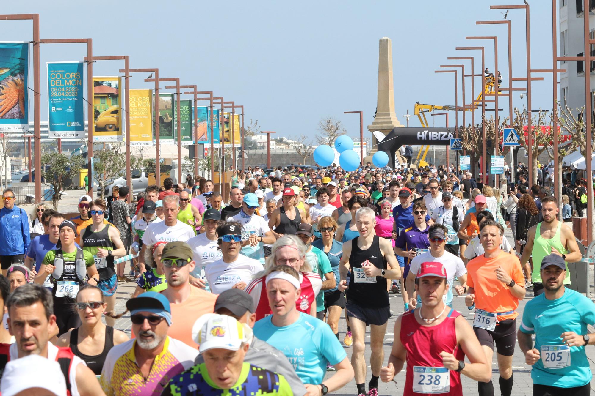 Búscate en nuestra galería de fotos del Santa Eulària Ibiza Marathon