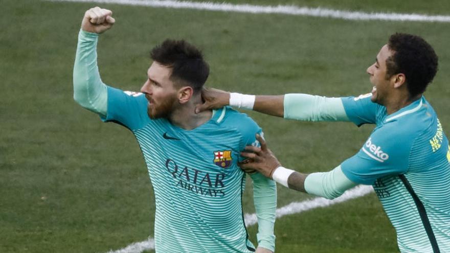 Messi celebra un gol amb Neymar