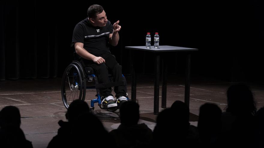 L’actor Marc Buxaderas tornarà a fer el ple amb el monòleg &quot;Spasticity&quot;