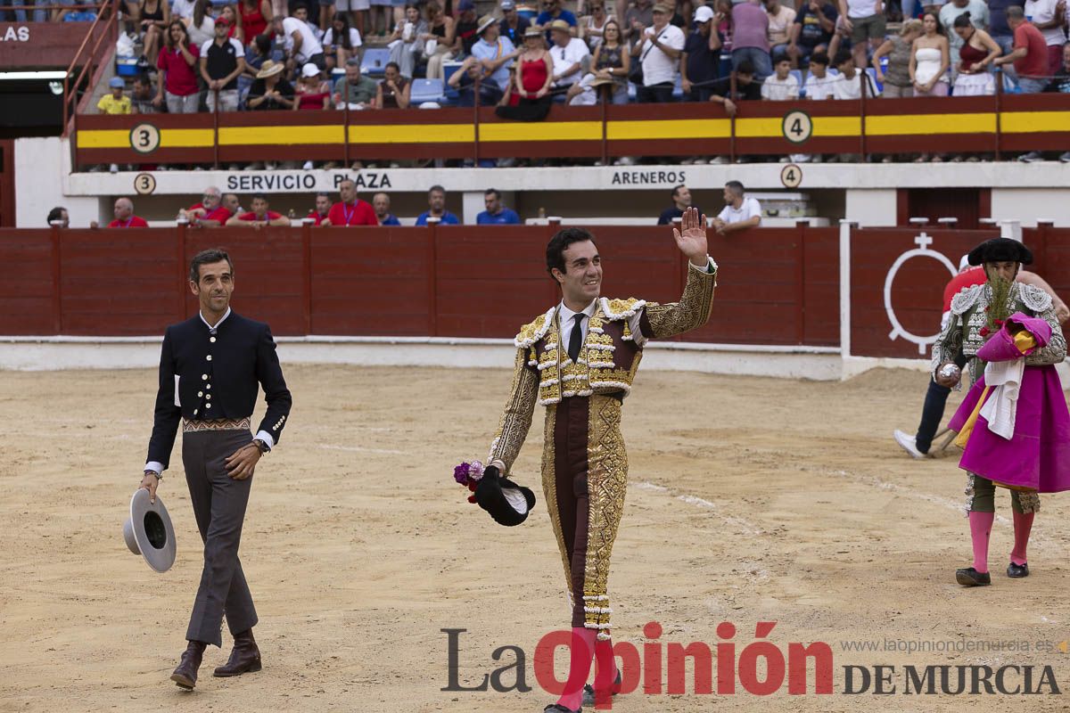 Tarde histórica en Abarán con la alternativa de José María Trigueros y el indulto de Tomás Rufo, junto a Castella salieron a hombros