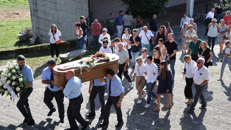 Adiós en Gondomar y Cangas al jefe de servicio Benigno Villoch