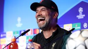 Paris (France), 27/05/2022.- A handout photo made available by UEFA of Juergen Klopp, Manager of Liverpool speaking to the media in the Liverpool FC press conference at Stade de France in Saint-Denis, near Paris, France, 27 May 2022. Liverpool FC will face Real Madrid in their UEFA Champions League final on 28 May 2022. (Liga de Campeones, Francia) EFE/EPA/Alexander Hassenstein / UEFA HANDOUT HANDOUT EDITORIAL USE ONLY/NO SALES. HANDOUT EDITORIAL USE ONLY/NO SALES