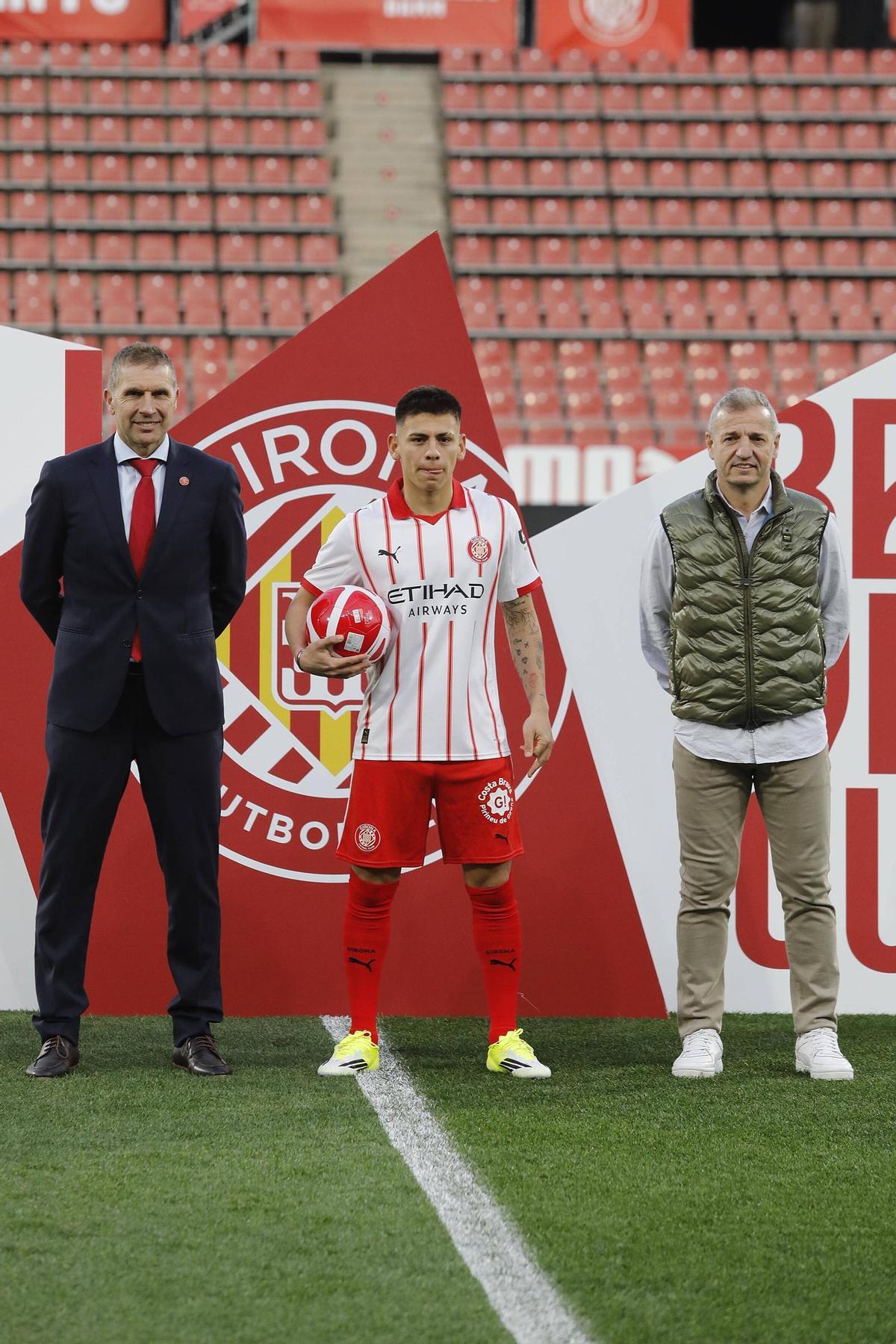 Les imatges de la presentació de Claudio Echeverri