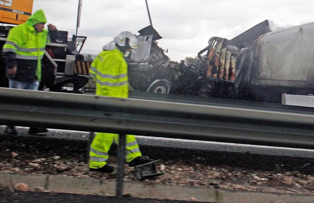 Accidente mortal en la A-7 a la altura de Crevillent