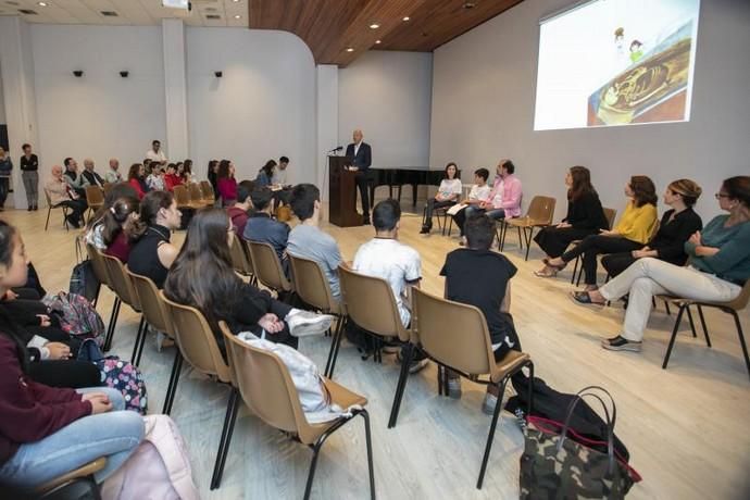 23.04.19. Las Palmas de Gran Canaria.  El presidente del Museo Canario, Diego López, presenta el libro   | 23/04/2019 | Fotógrafo: Quique Curbelo