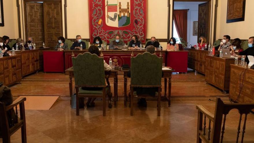 Pleno Municipal: Las mociones del PSOE y Cs no logran el respaldo mayoritario