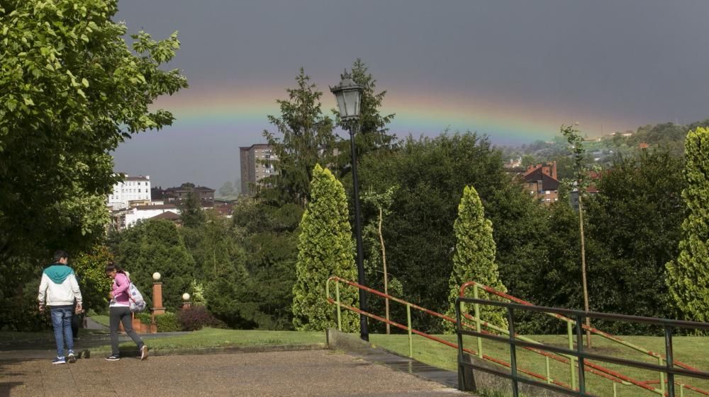 Mal tiempo en Oviedo a finales de junio