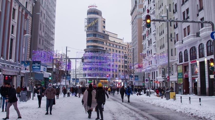 La Gran Vía de Madrid tras el temporal Filomena.