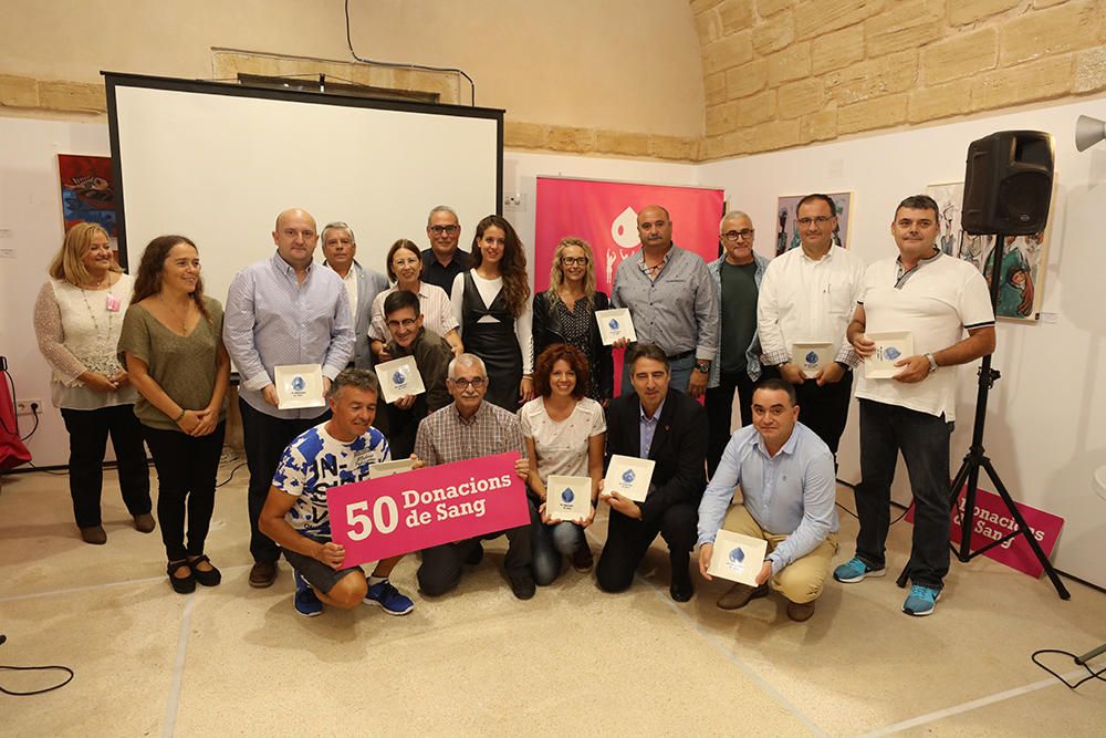 Homenaje a los donates de sangre en Ibiza