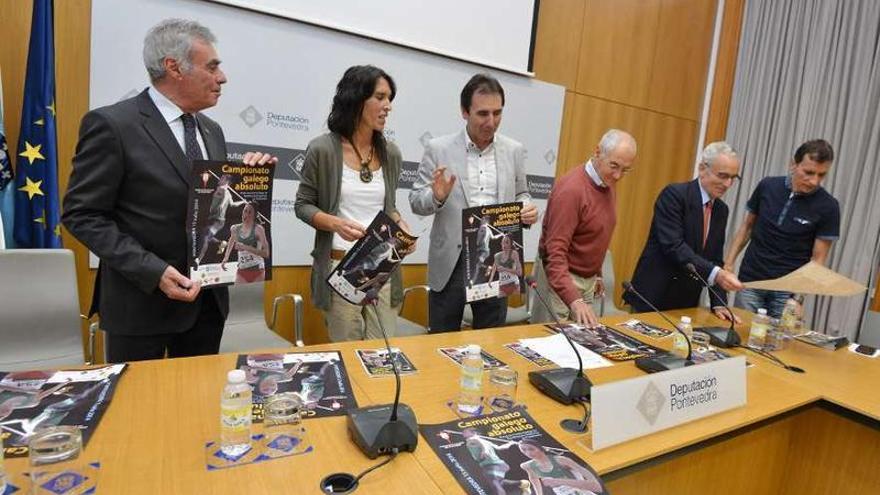 Un momento de la presentación del torneo autonómico de atletismo en la Diputación.