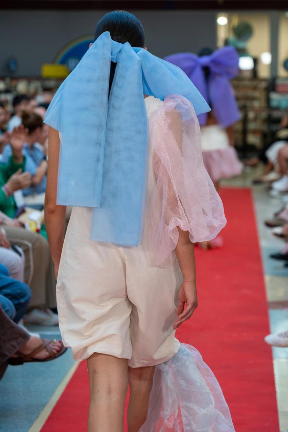 La cantera de diseñadores en Vigo 'cosen' su futuro sobre la pasarela La cantera de diseñadores en Vigo 'cosen' su futuro sobre la pasarela