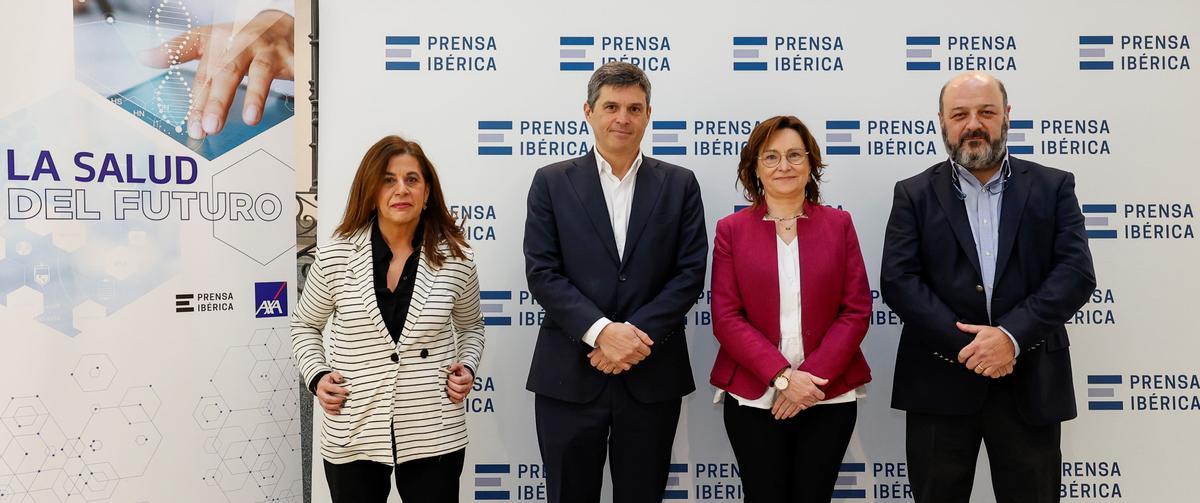 Nieves Salinas, Carlos Nueno, Ángela Milla y el Dr. Francisco José Perales, participantes en la mesa redonda.