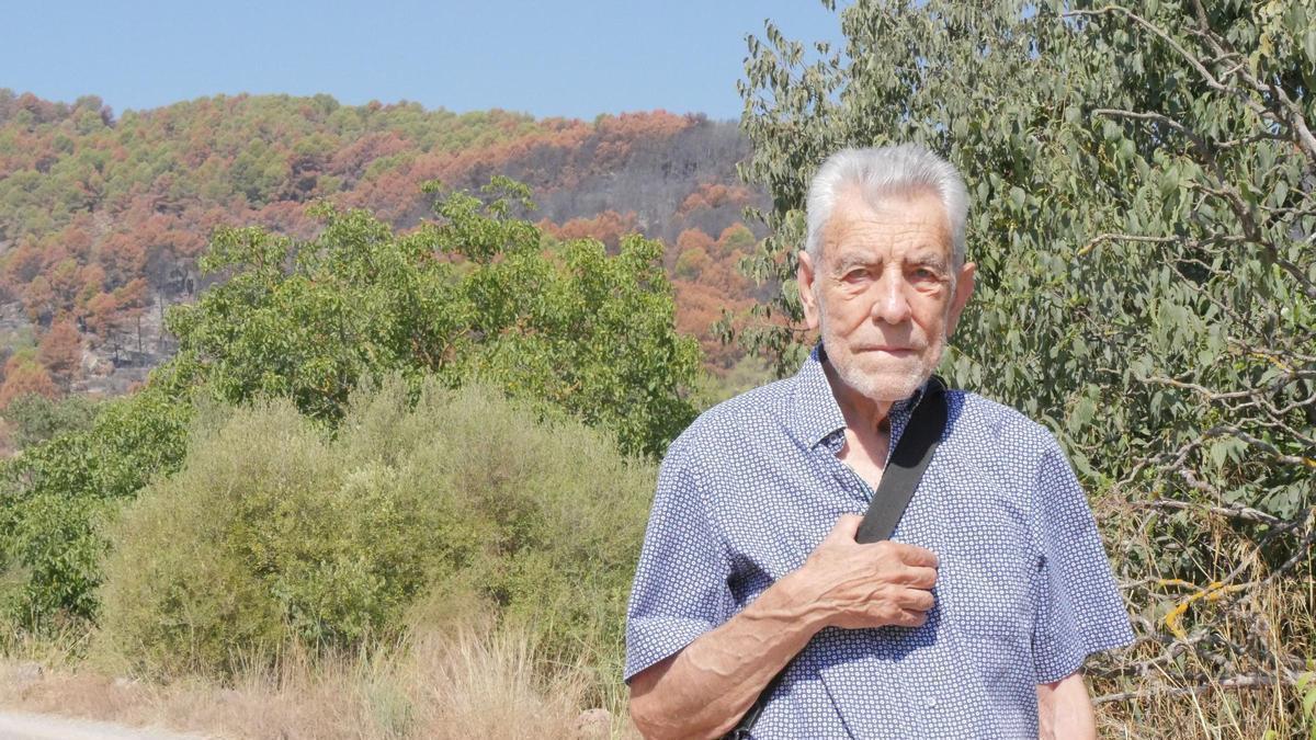 Josep Herrero lleva casi 50 años dedicándose a la defensa y protección de la Serra d'Espadà desde Artana.
