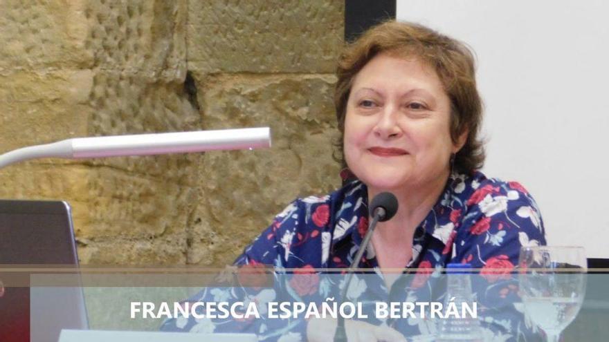 La Dra. Francesca Español és professora titular de la Universitat de Barcelona