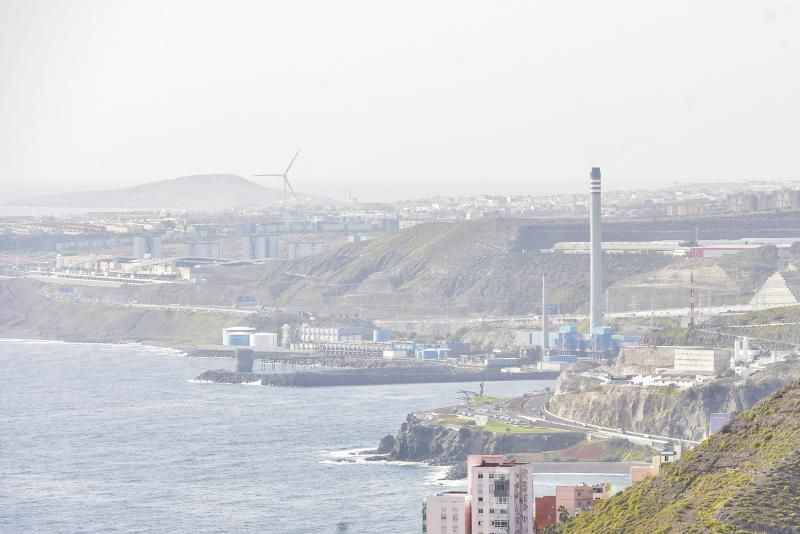 Continúa la calima en Gran Canaria (25/03/21)