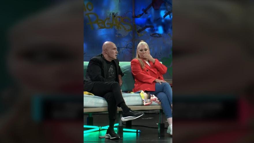 El salvavidas de Belén Esteban a Kiko Matamoros en plena entrevista: &quot;Eso no lo digas&quot;