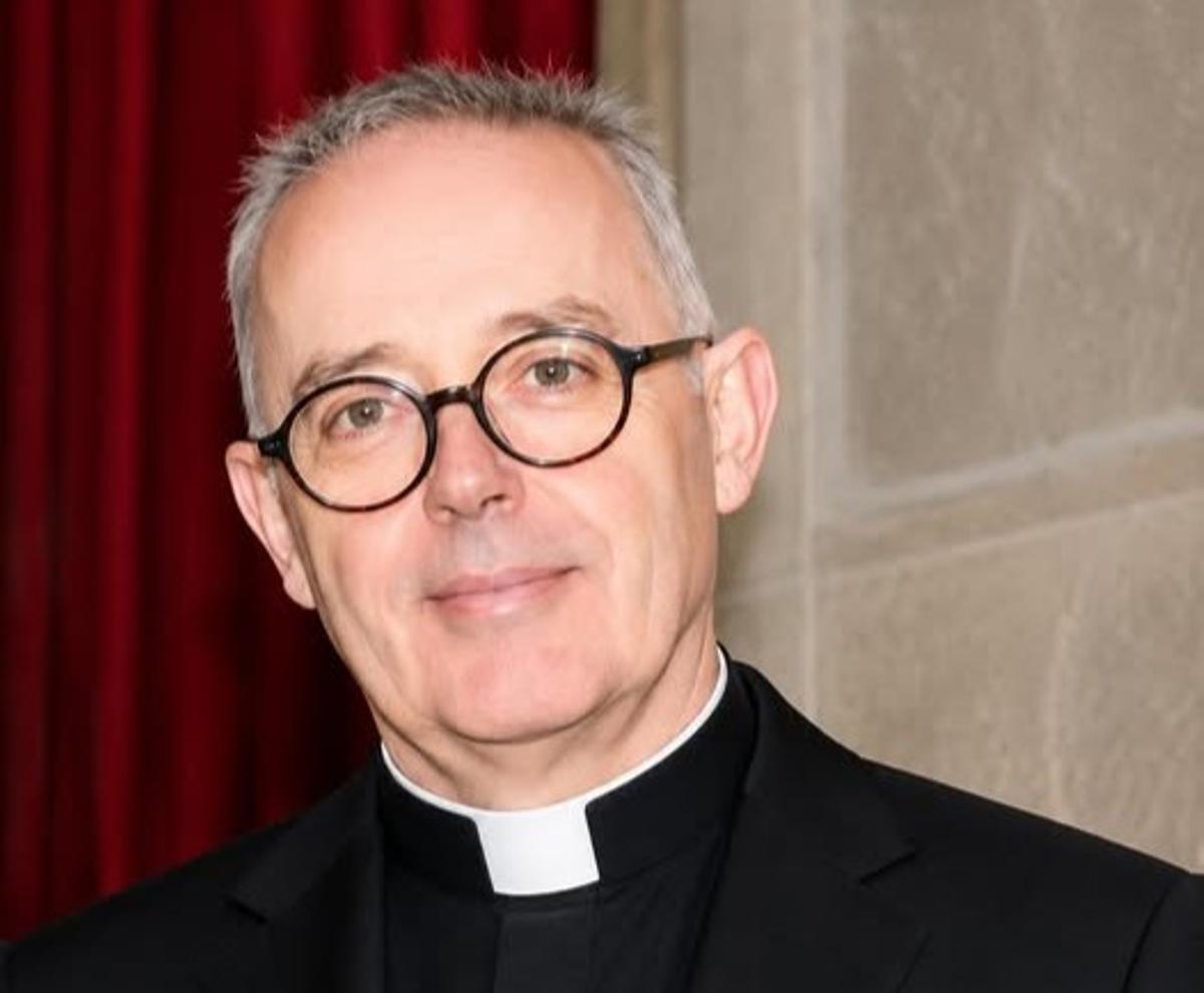 Sr. D. Roberto Martínez Díaz, Párroco moderador da U.P. de Padrón