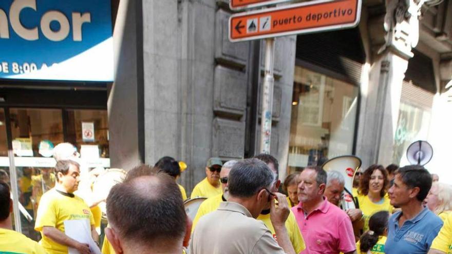 Un momento de la protesta de la ONCE.