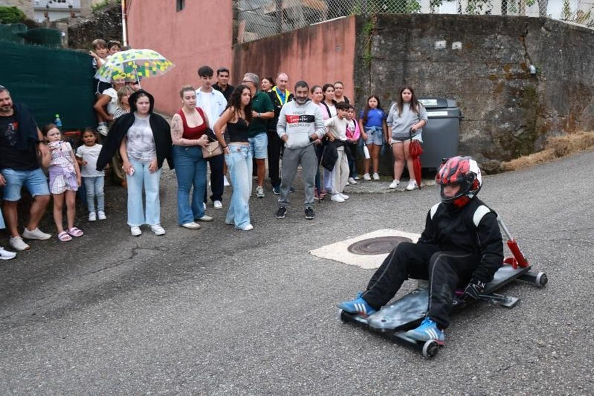 Uno de los participantes durante el descenso.