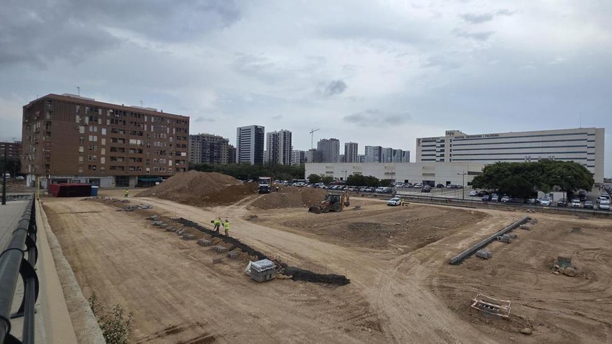 La geometría ya se asoma en el PAI. Al fondo, la finca de Malilla, 119 y a la derecha, el hospital La Fe