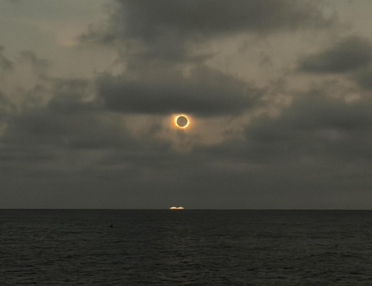 Eclipse total desde la goleta Cervantes Saavedra, a las 20.34 horas.