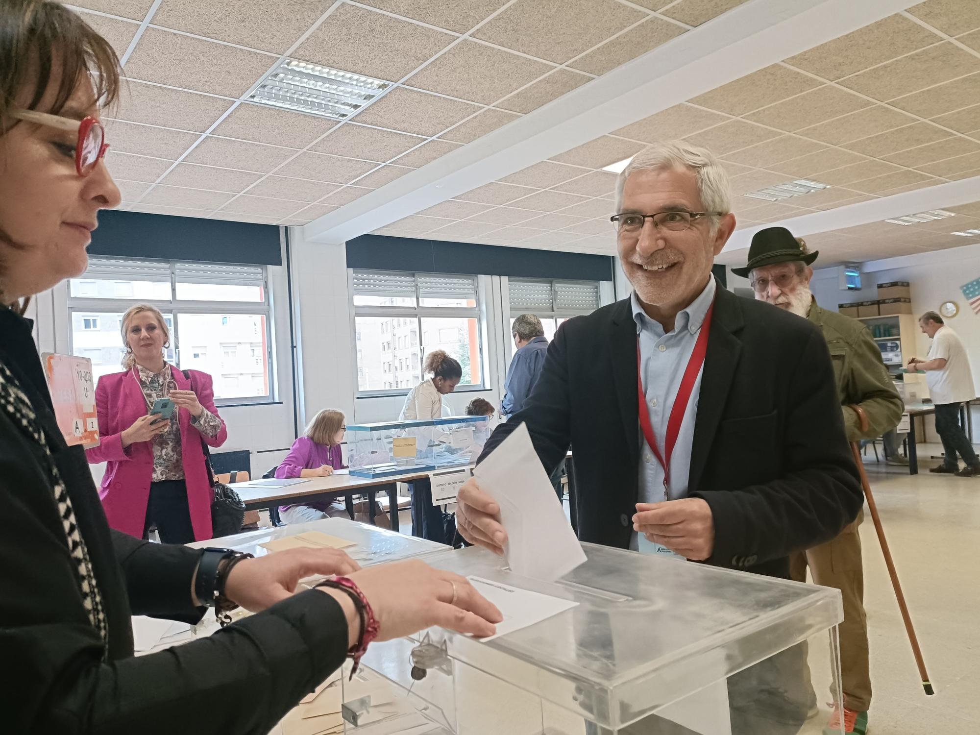 Las mejores imágenes de la jornada electoral del 28M en Asturias