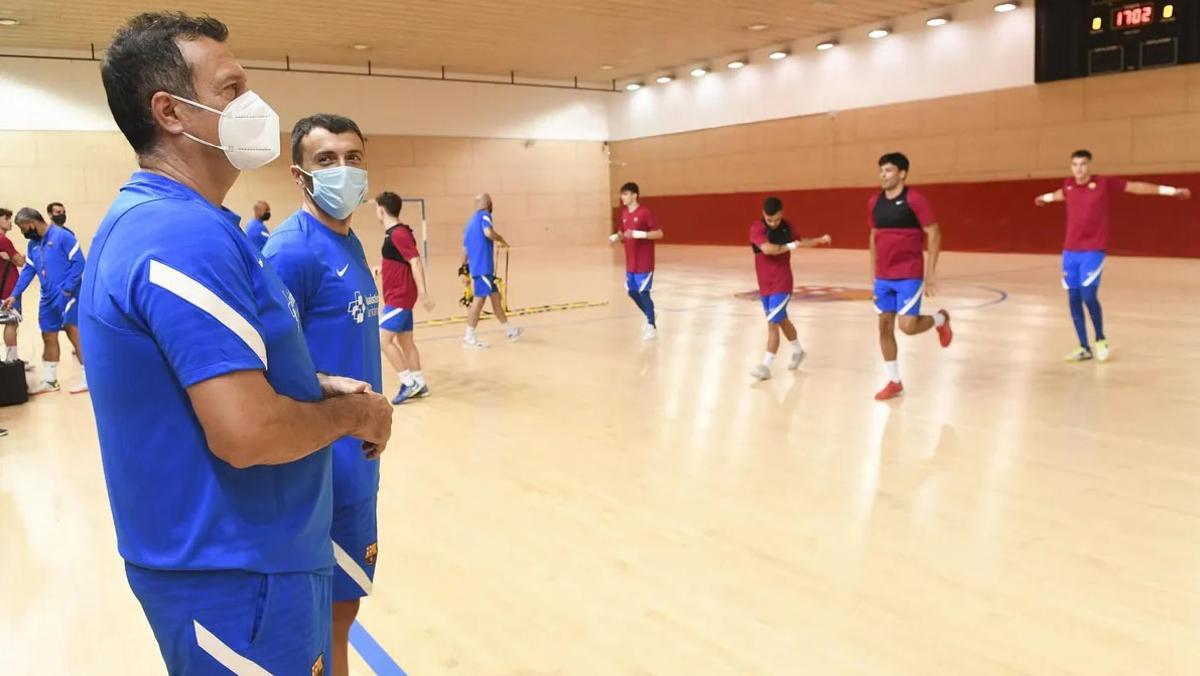 Jesús Velasco, en un entrenamiento del Barça B
