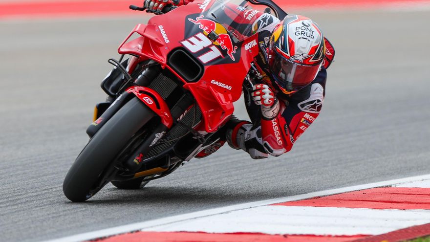 Pedro Acosta a meio segundo da pole position em Portugal